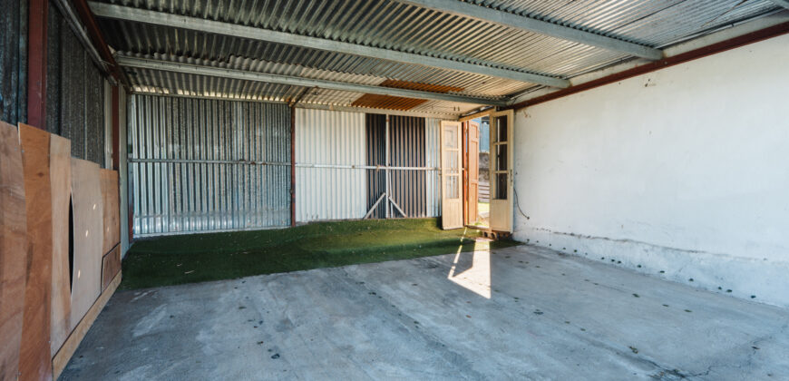 Pont d&rsquo;Yves (Le Tampon) – Maison de 8 pièces dont 5 chambres 150m² – 730m² terrain constructible – fort potentiel